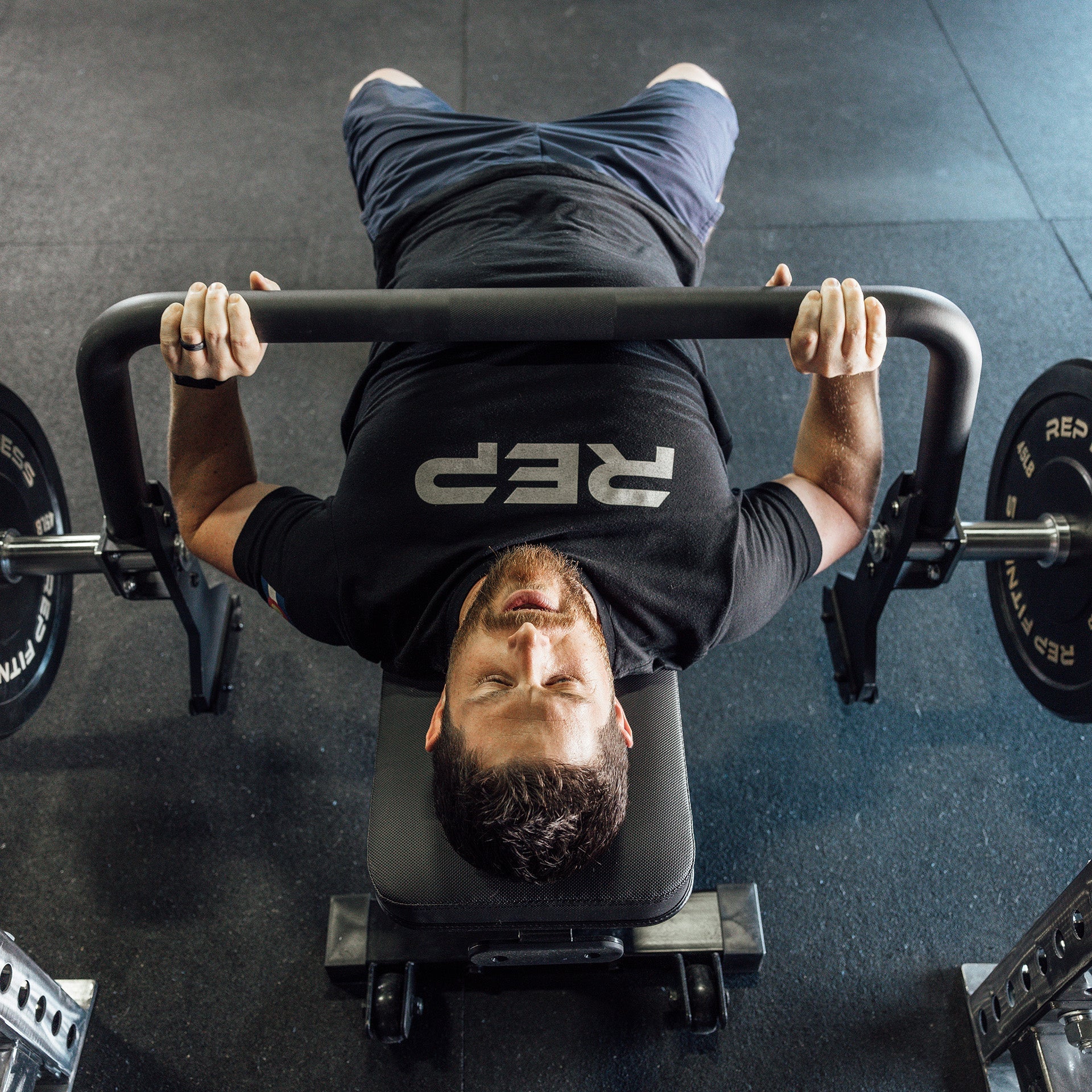 Lifter benching with the open trap bar