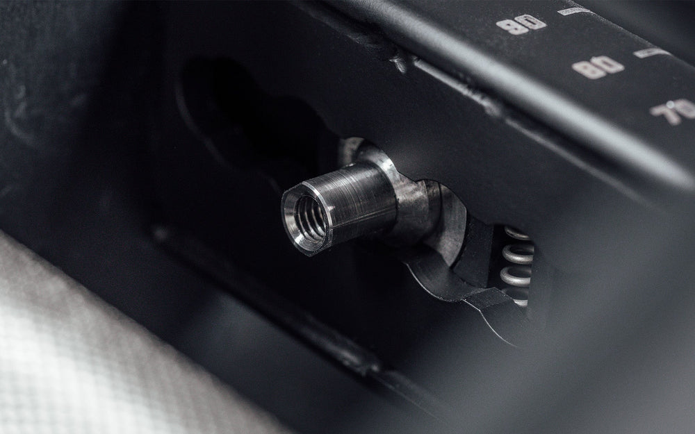 Close-up Pepin black dumbbell side adjuster from Rep Fitness UK | Shop Premium Gym Equipment for Home & Commercial Use Online | Best only gym equipment UK