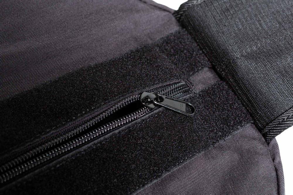 Close-up of Stone Sandbag Zipper Stone Sandbags for Strongman training — heavy-duty, triple-stitched sandbags with reinforced seams and zipper for strength exercises like stone carries, cleans, presses, and squats. Available in 50lb, 75lb, 100lb, 150lb, 200lb and 250lb adjustable sizes from Rep Fitness UK | Shop Premium Gym Equipment for Home & Commercial Use, Best Online Gym Equipment UK