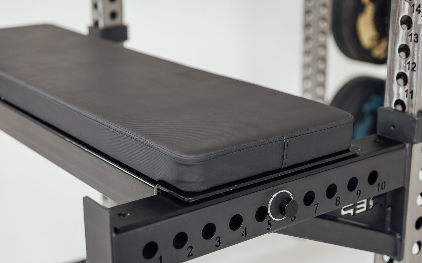 Utility Seat + Pad